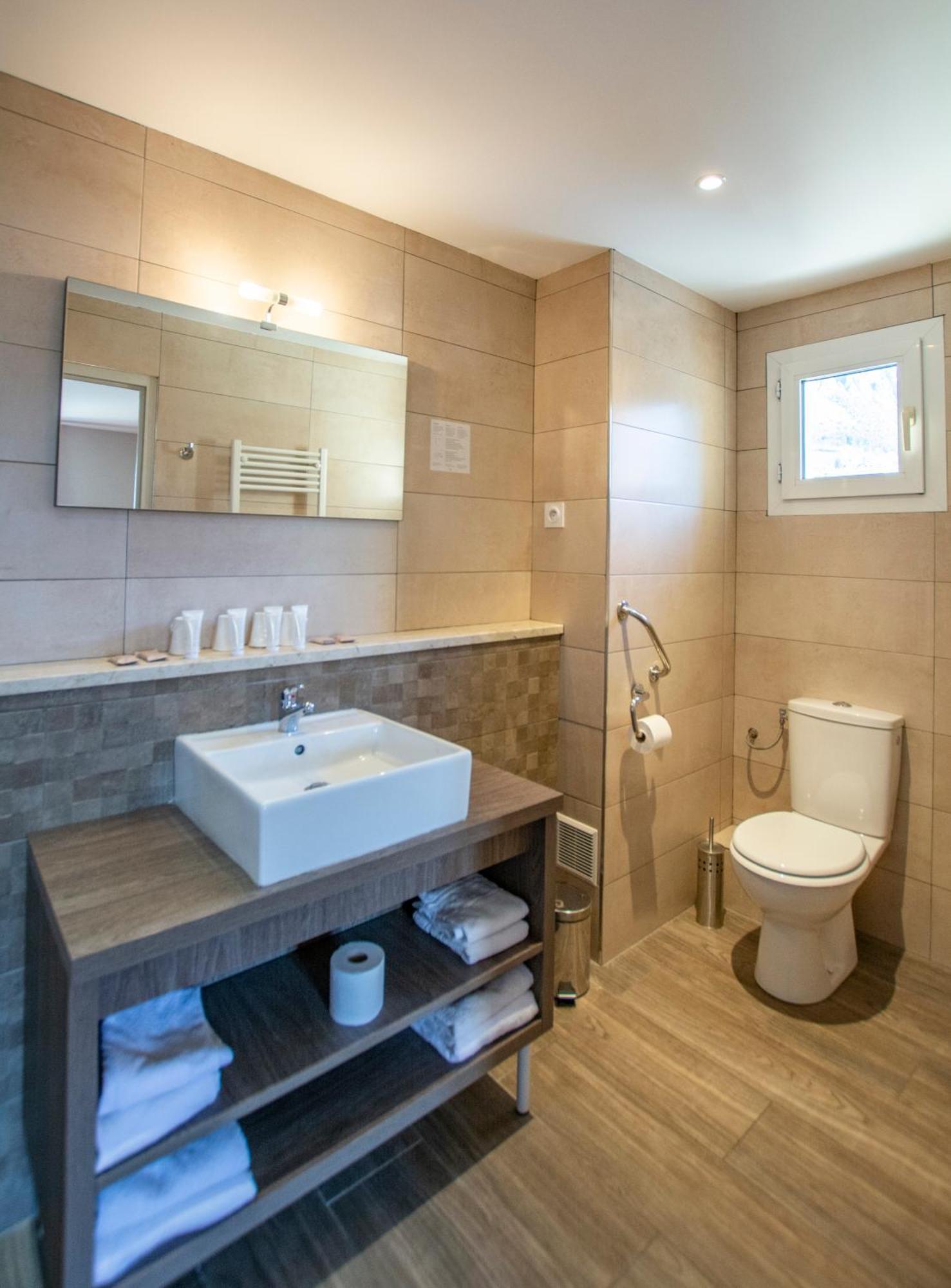 Hotel Mont-Brison Briancon  Ngoại thất bức ảnh